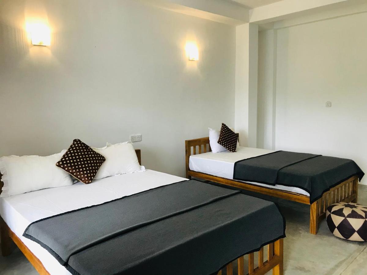 Bed and Breakfast Montes Елла Екстер'єр фото