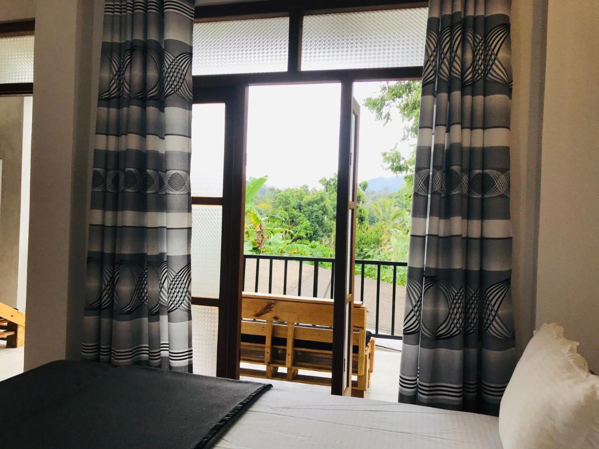 Bed and Breakfast Montes Елла Екстер'єр фото