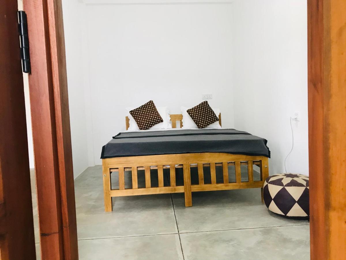 Bed and Breakfast Montes Елла Екстер'єр фото