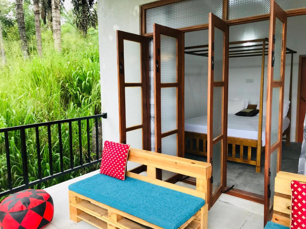 Bed and Breakfast Montes Елла Екстер'єр фото