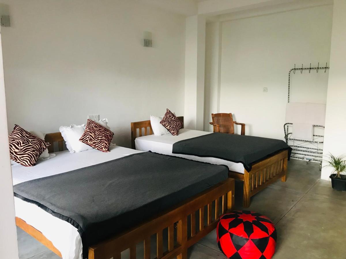 Bed and Breakfast Montes Елла Екстер'єр фото