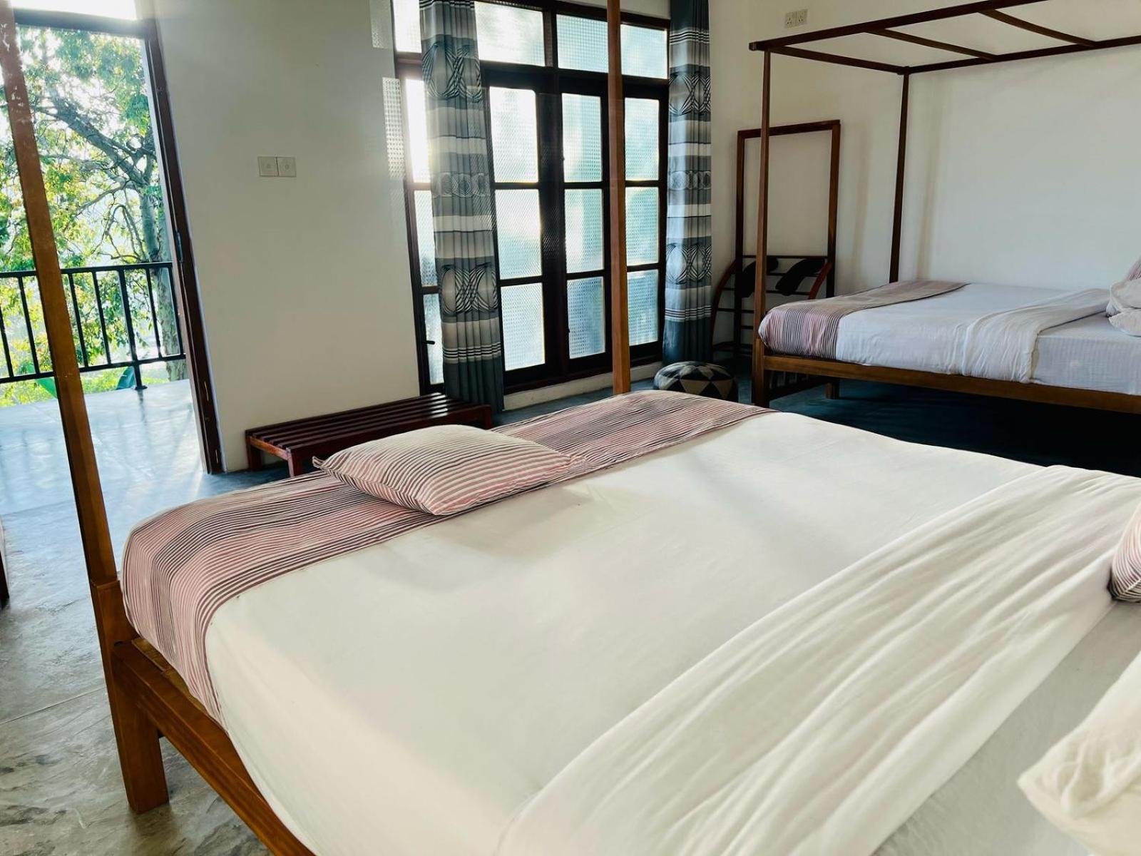 Bed and Breakfast Montes Елла Екстер'єр фото