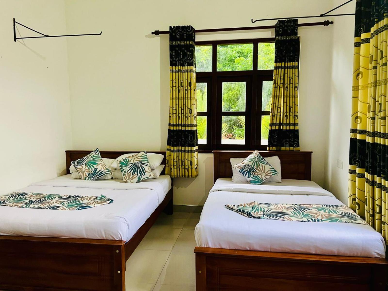 Bed and Breakfast Montes Елла Екстер'єр фото