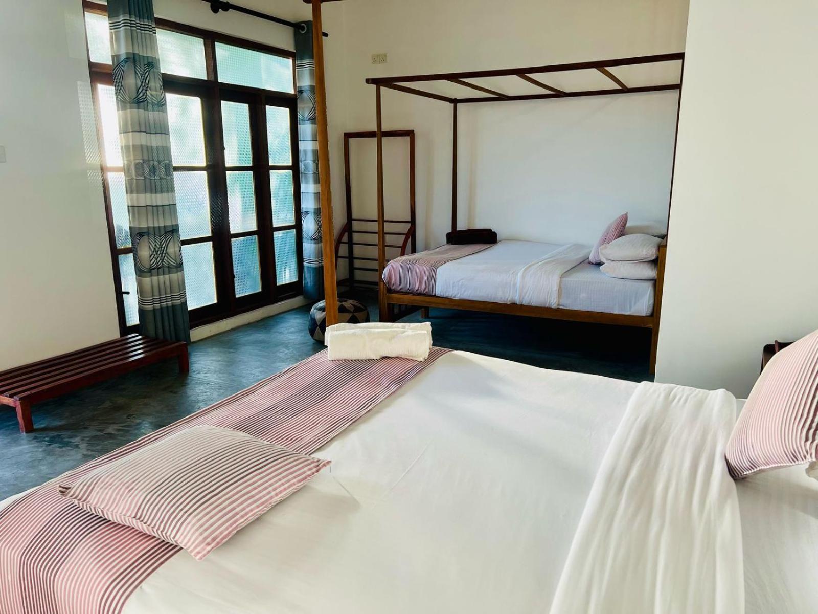 Bed and Breakfast Montes Елла Екстер'єр фото