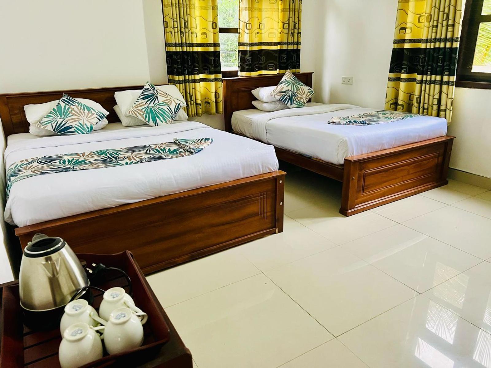 Bed and Breakfast Montes Елла Екстер'єр фото