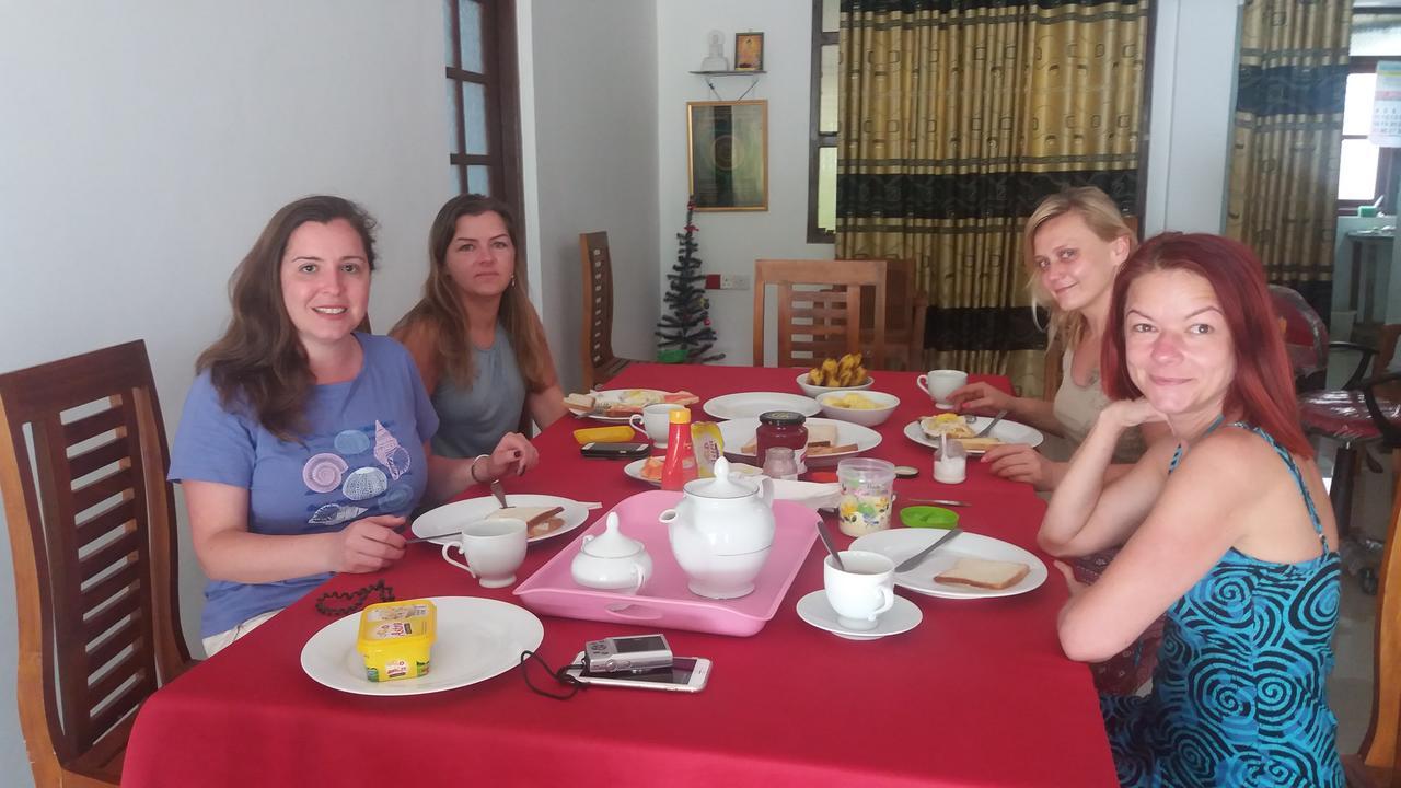 Bed and Breakfast Montes Елла Екстер'єр фото
