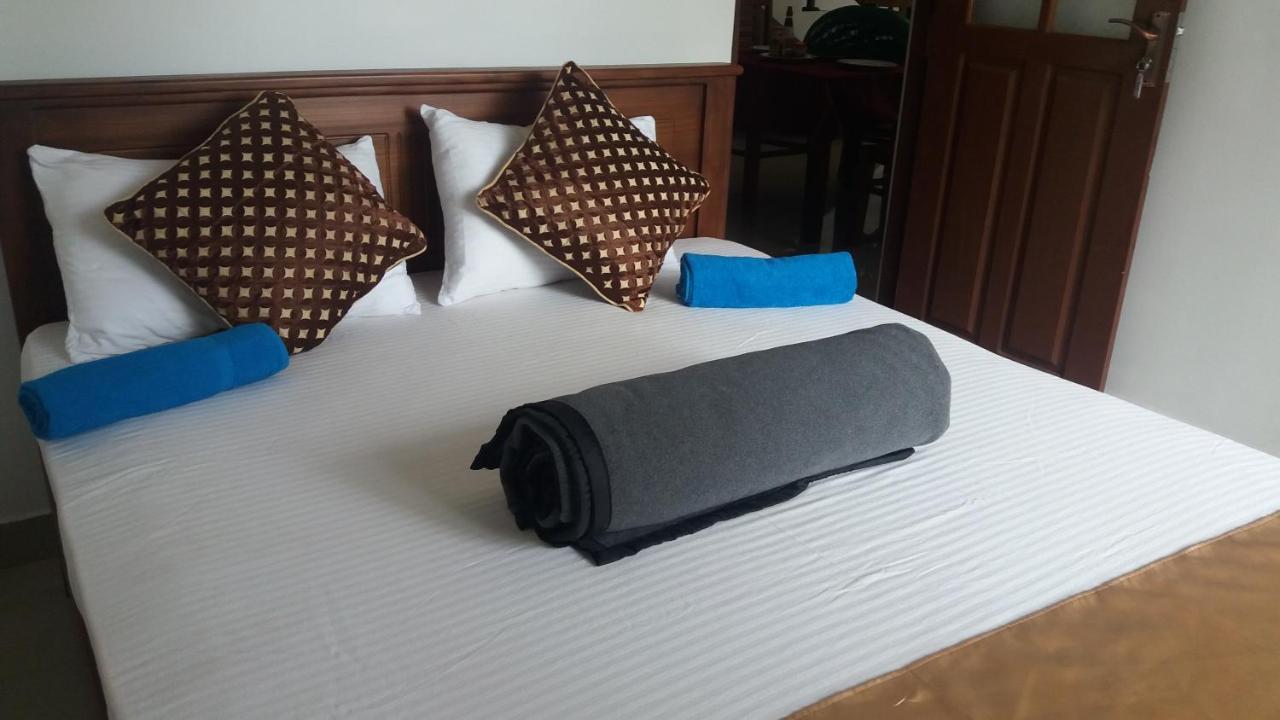Bed and Breakfast Montes Елла Екстер'єр фото