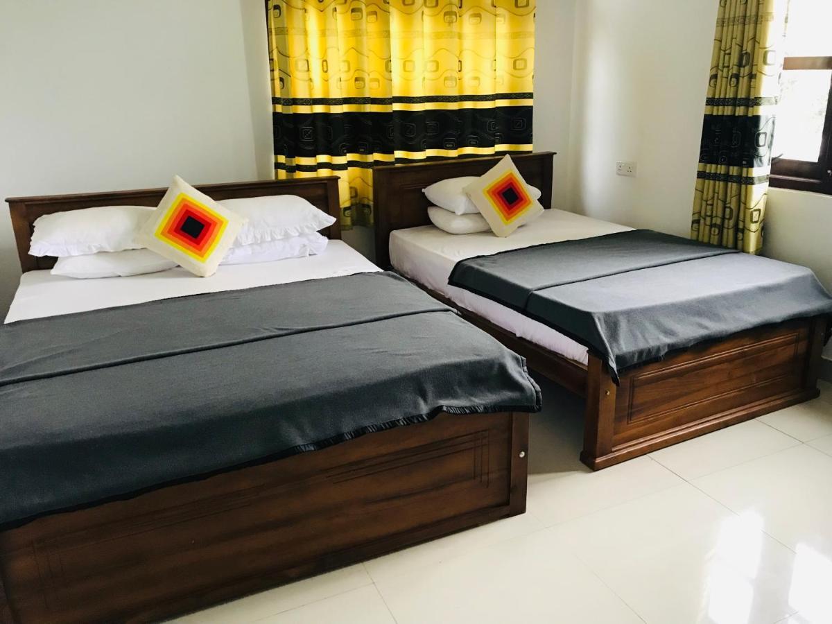 Bed and Breakfast Montes Елла Екстер'єр фото